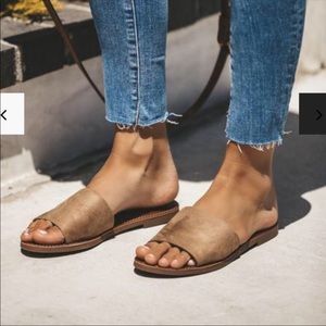 Vici Bondi Beach Faux Suede Sandal